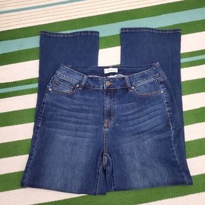 Lane Bryant Size 16 Flex Magic Waistband Curvy Fit